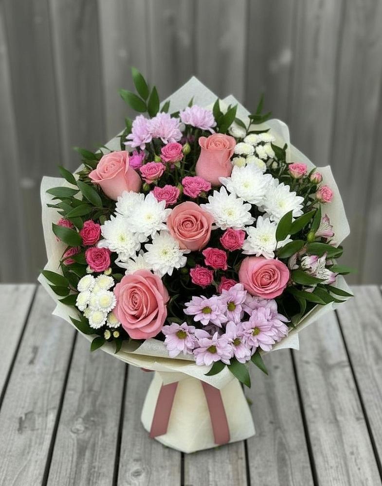 Букет цветов из: Альстромерии, Гвоздики, Розы и Хризантемы в Каменке