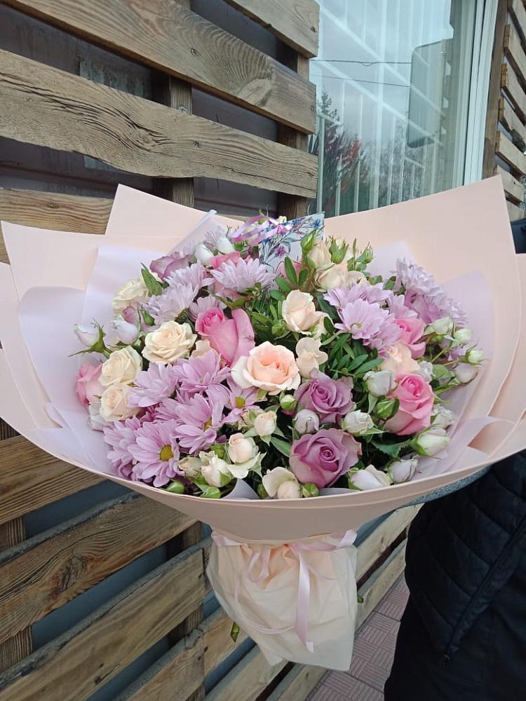 Букет цветов из: Розы и Хризантемы в Каменке