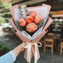 Букет цветов из:  Розы #REPLACE_PRED# Каменке