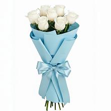 Букет 7 белых роз Проуд в Каменке