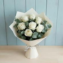 Букет Белые розы в Эвкалипте в Каменке