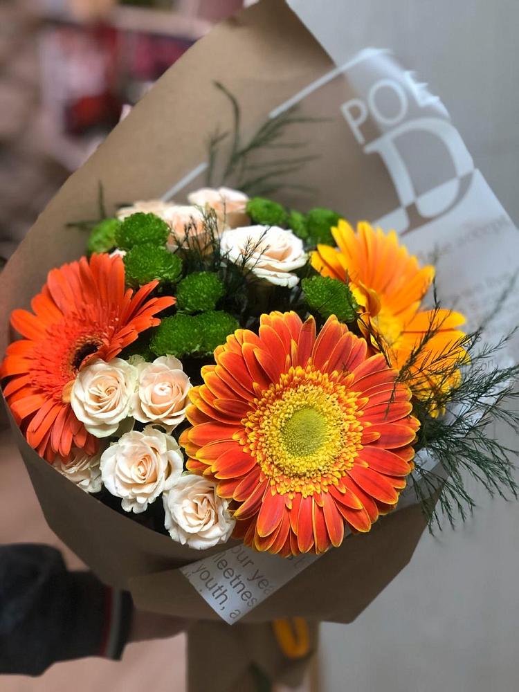 Букет цветов из: Герберы, Хризантемы и Розы в Каменке