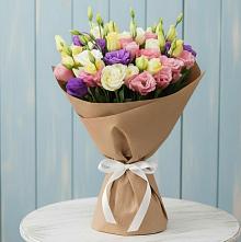 Букет цветов из:  Лизиантусы в Каменке