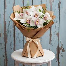 Букет цветов из:  Орхидеи и Розы в Каменке